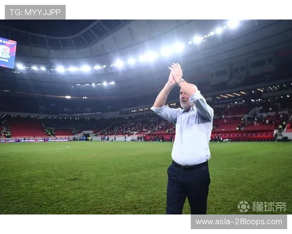 穆斯卡特:冠军教练的战术哲学与更衣室管理艺术 穆斯卡特:冠军教练的战术哲学与更衣室管理艺术